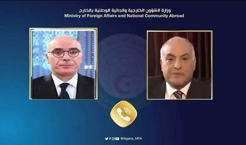 Le Ministre Attaf reçoit un appel téléphonique de son homologue tunisien